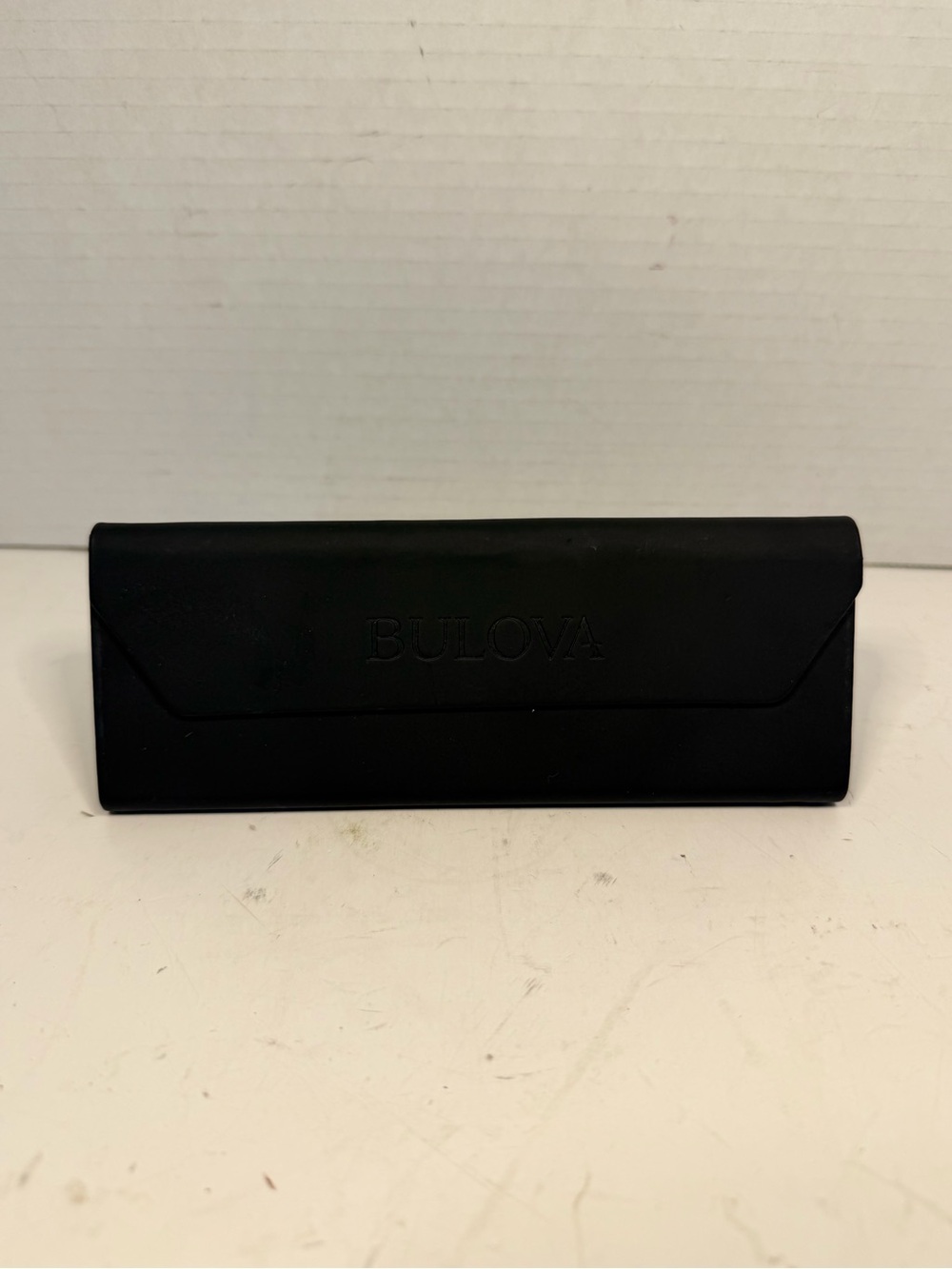 Bulova Black Triangular
Eyeglass Case Hard Shell
Magnetic Closure